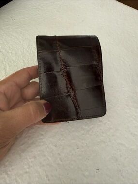 Men's Dark Brown Alligator Leather Bifold Wallet